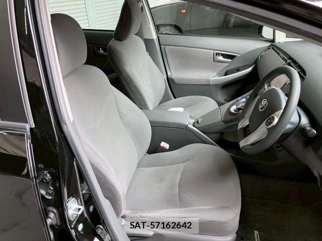 Toyota PRIUS 2010-06 6677568-18