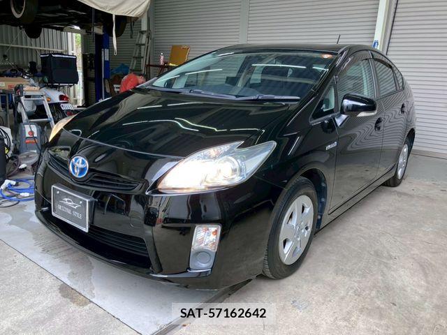 Toyota PRIUS 2010-06 6677568-1