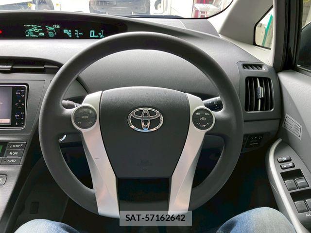 Toyota PRIUS 2010-06 6677568-21