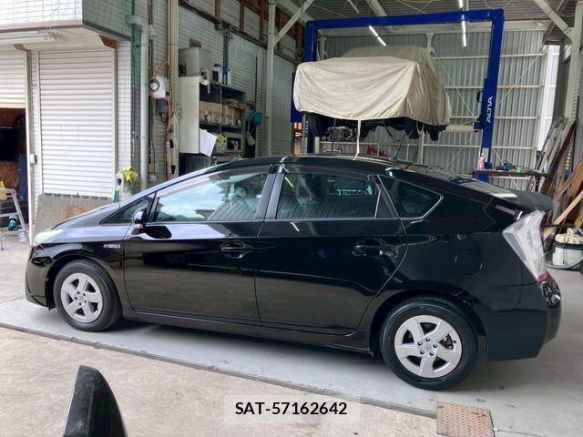 Toyota PRIUS 2010-06 6677568-2