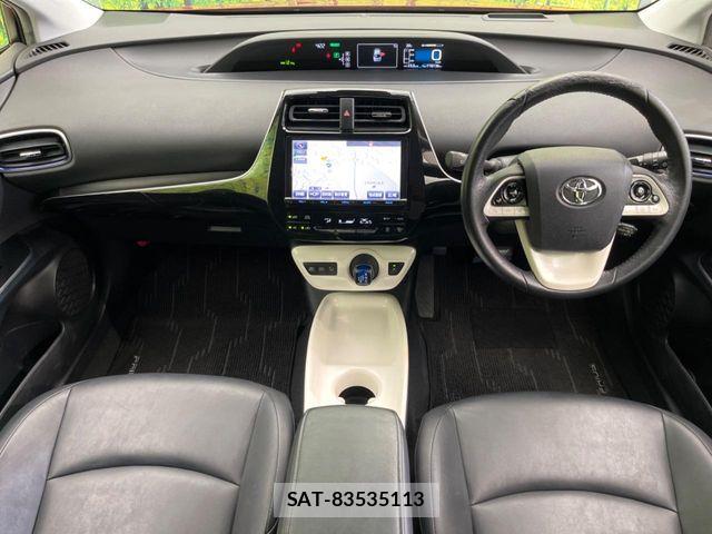 Toyota PRIUS 2016-05 6677547-1