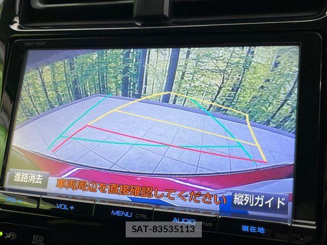 Toyota PRIUS 2016-05 6677547-3