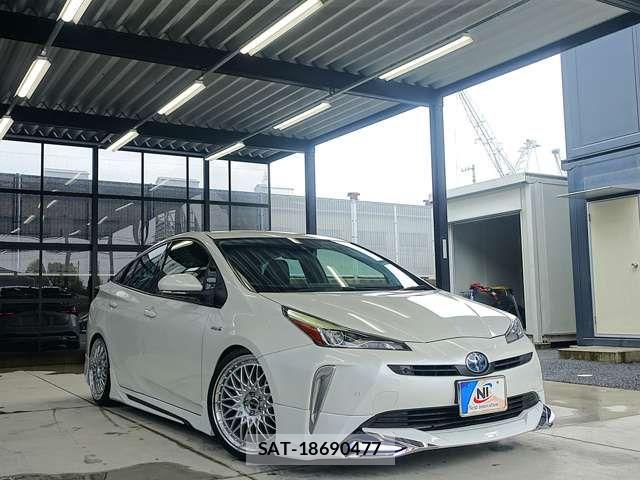 Toyota PRIUS 2019-12 6677537-13