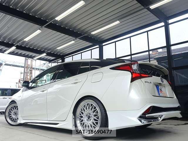 Toyota PRIUS 2019-12 6677537-14