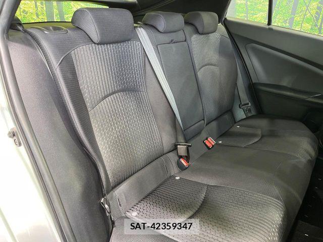 Toyota PRIUS 2018-05 6677545-9