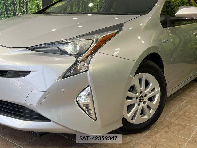 Toyota PRIUS 2018-05 6677545-12