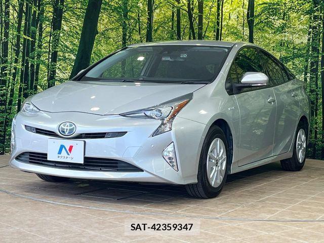 Toyota PRIUS 2018-05 6677545-16