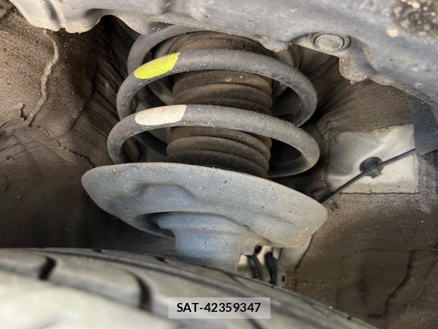 Toyota PRIUS 2018-05 6677545-19