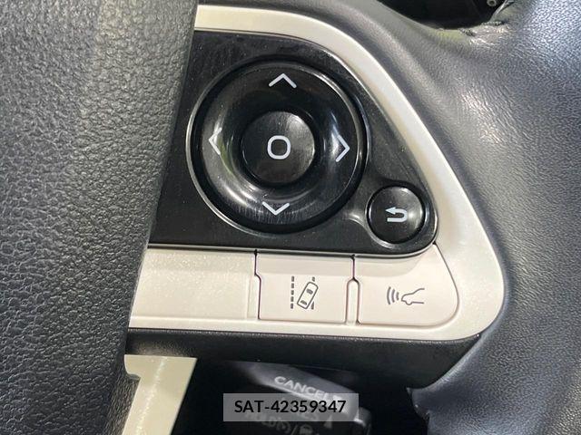 Toyota PRIUS 2018-05 6677545-4