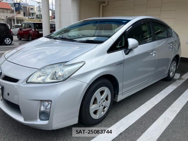 Toyota PRIUS 2010-02 6677583-0