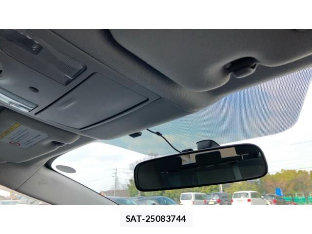 Toyota PRIUS 2010-02 6677583-18