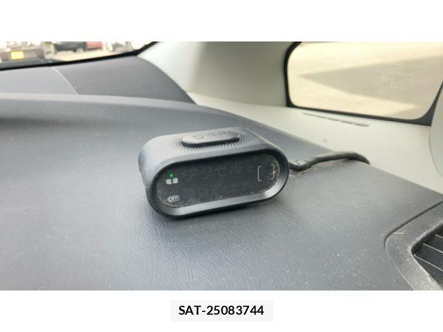 Toyota PRIUS 2010-02 6677583-19