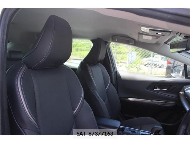 Toyota PRIUS 2023-05 6677518-14