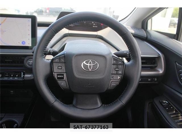 Toyota PRIUS 2023-05 6677518-18