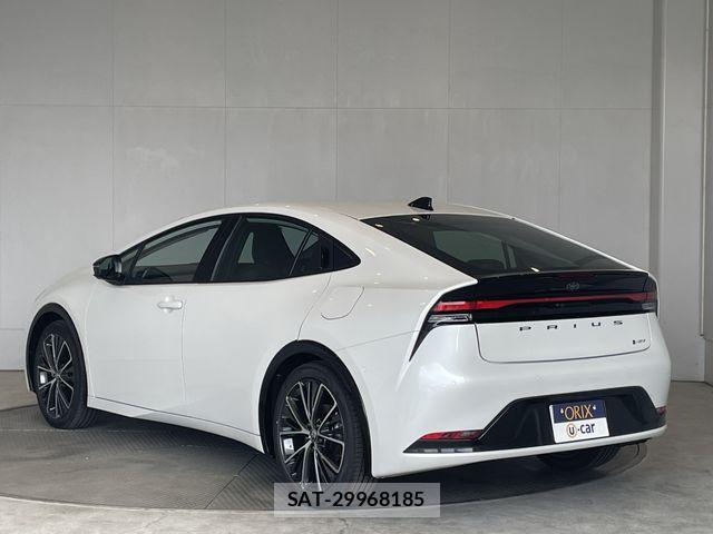 Toyota PRIUS 2026-04 6677510-16