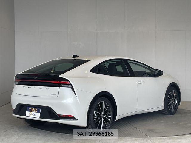 Toyota PRIUS 2026-04 6677510-1