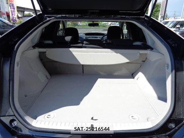 Toyota PRIUS 2015-05 6677567-6