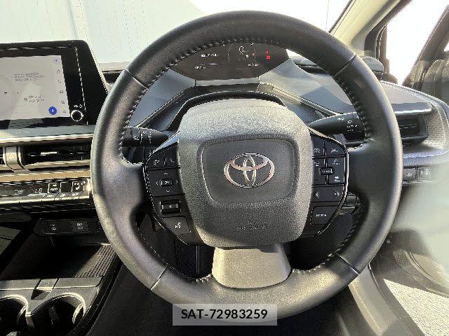Toyota PRIUS 2023-06 6677522-13