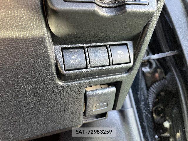 Toyota PRIUS 2023-06 6677522-16