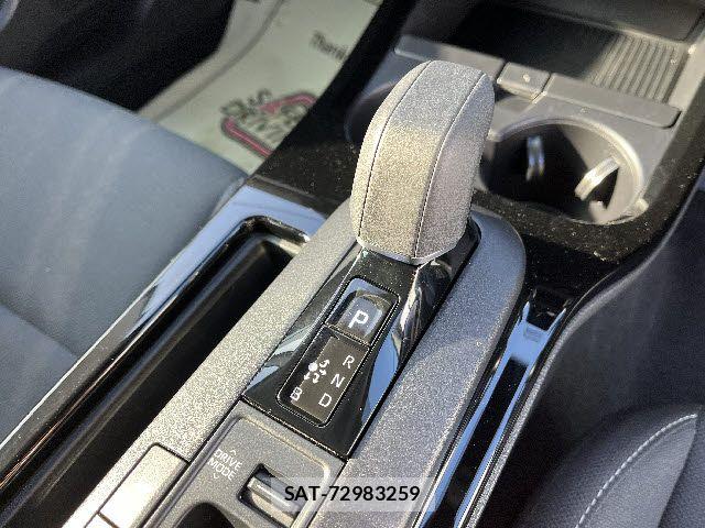 Toyota PRIUS 2023-06 6677522-19