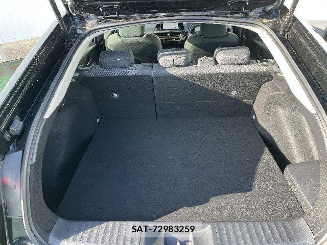 Toyota PRIUS 2023-06 6677522-20