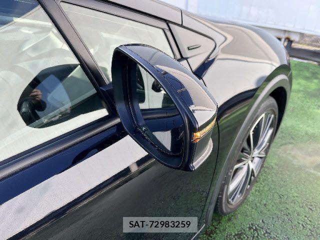 Toyota PRIUS 2023-06 6677522-24