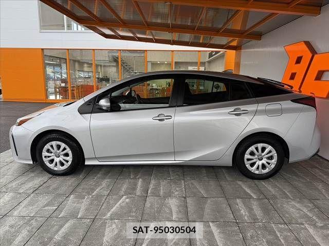 Toyota PRIUS 2021-04 6682822-11