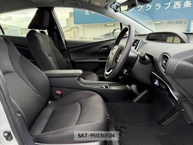 Toyota PRIUS 2021-04 6682822-15