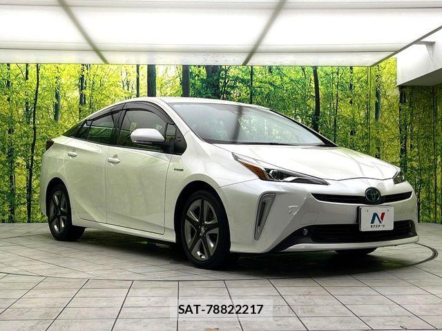Toyota PRIUS 2019-09 6683960-15