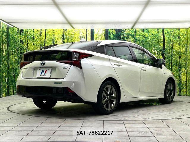 Toyota PRIUS 2019-09 6683960-16