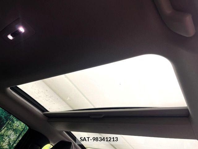 Toyota PRIUS 2023-05 6683958-2
