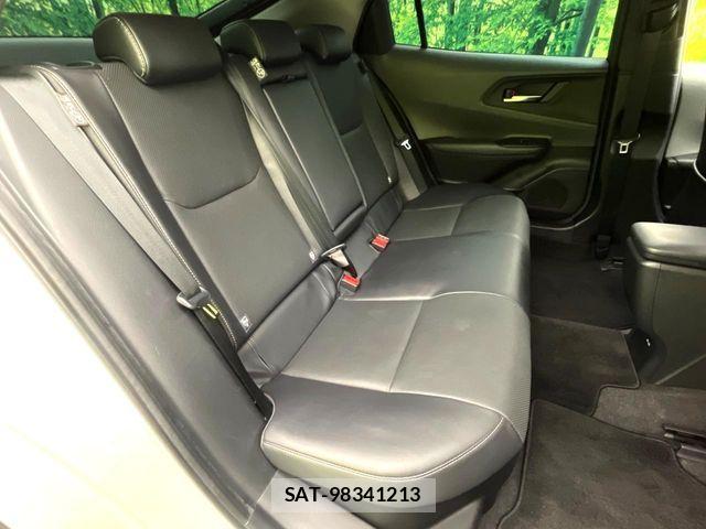Toyota PRIUS 2023-05 6683958-8