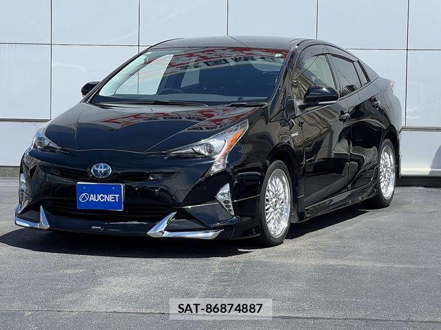 Toyota PRIUS 2017-07 6682821-0
