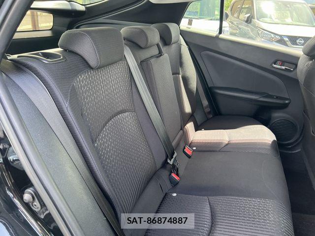 Toyota PRIUS 2017-07 6682821-21