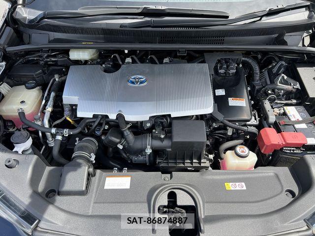 Toyota PRIUS 2017-07 6682821-29