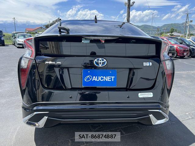 Toyota PRIUS 2017-07 6682821-5