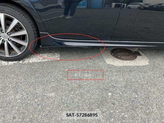 Toyota PRIUS 2010-12 6682825-11
