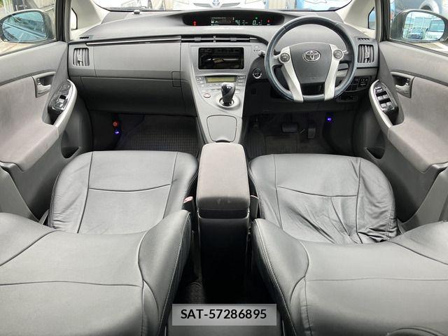 Toyota PRIUS 2010-12 6682825-5