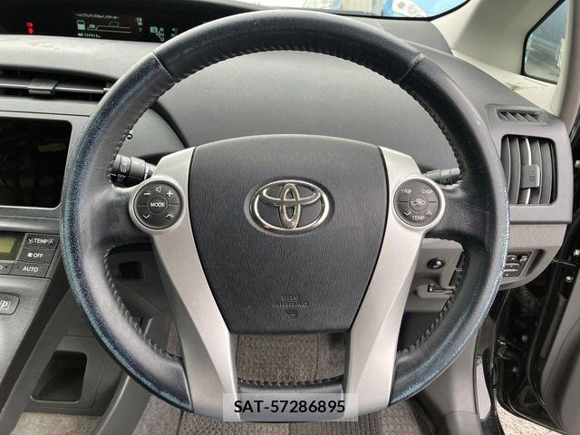 Toyota PRIUS 2010-12 6682825-6
