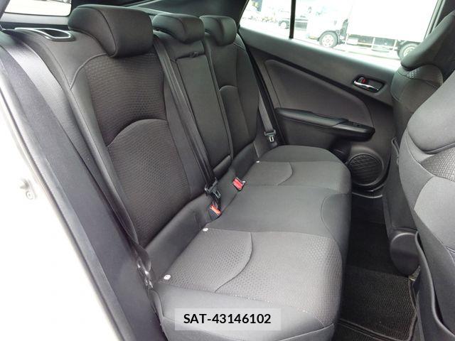 Toyota PRIUS 2021-03 6691196-15