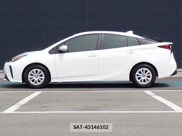 Toyota PRIUS 2021-03 6691196-17