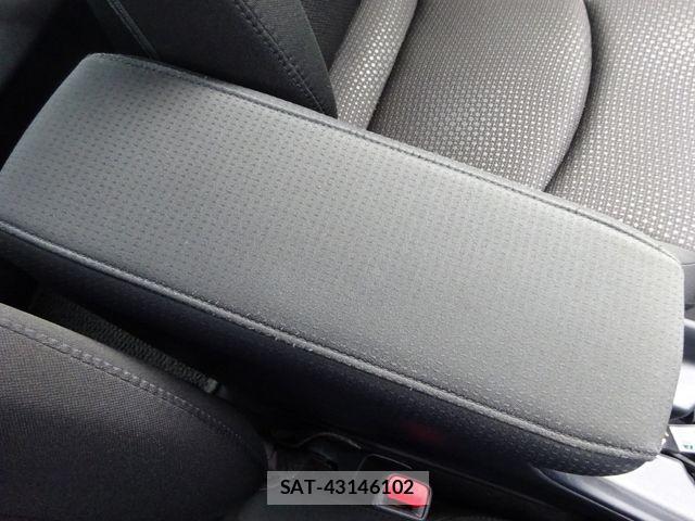 Toyota PRIUS 2021-03 6691196-23