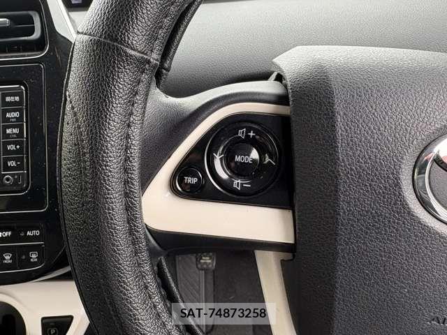 Toyota PRIUS 2018-04 6691197-12