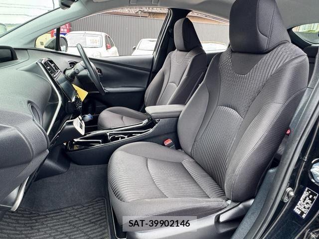 Toyota PRIUS 2018-06 6717083-10