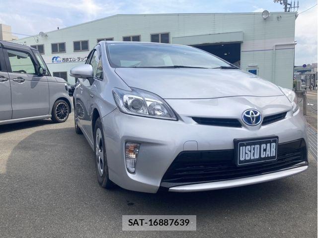 Toyota PRIUS 2015-04 6717085-0