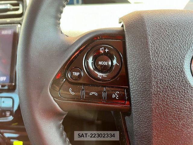 Toyota PRIUS 2019-05 6717070-16