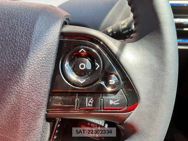Toyota PRIUS 2019-05 6717070-17