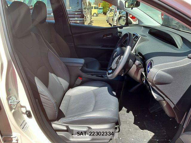 Toyota PRIUS 2019-05 6717070-3