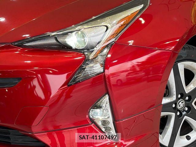 Toyota PRIUS 2016-10 6717079-12
