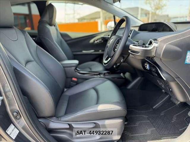 Toyota PRIUS 2022-03 6717069-15